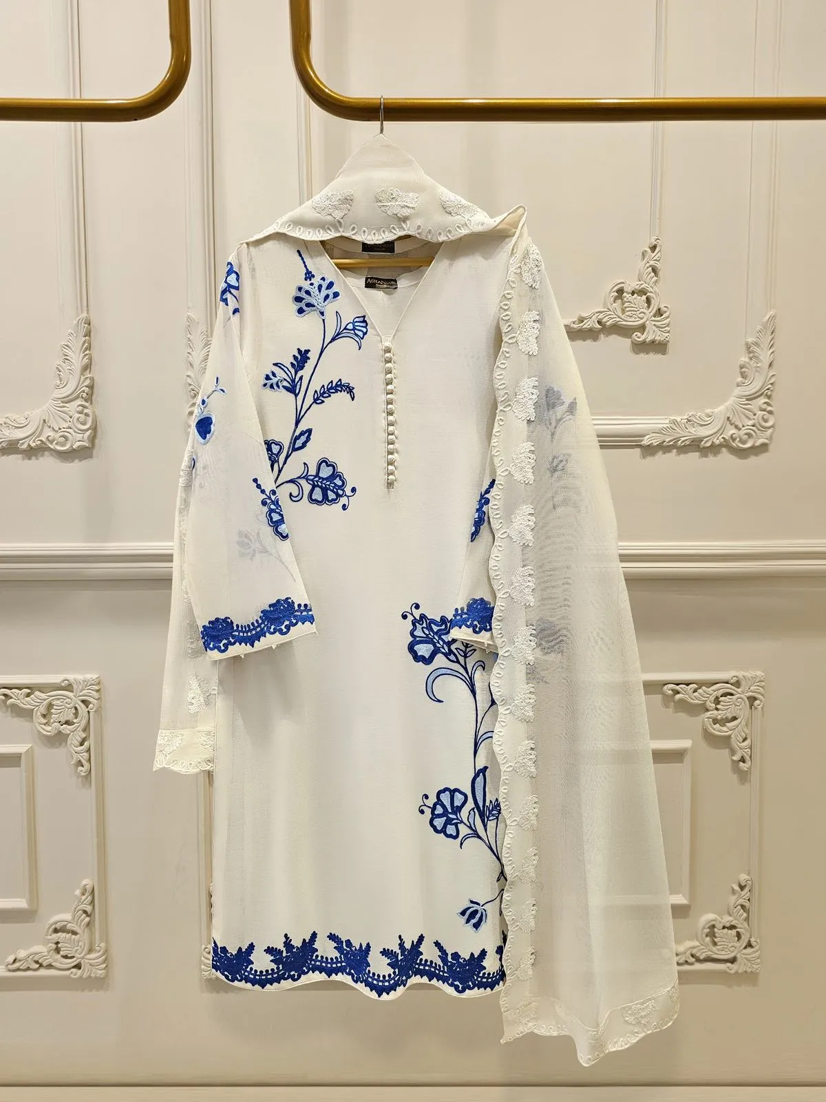 AGHA NOOR  S111886