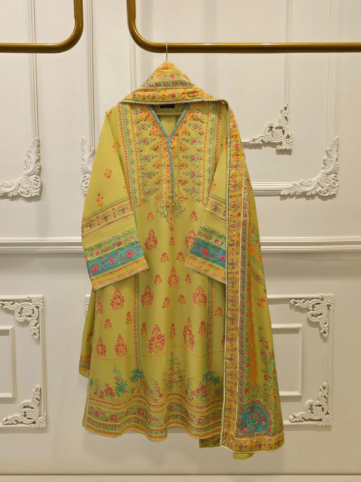 AGHA NOOR S111873