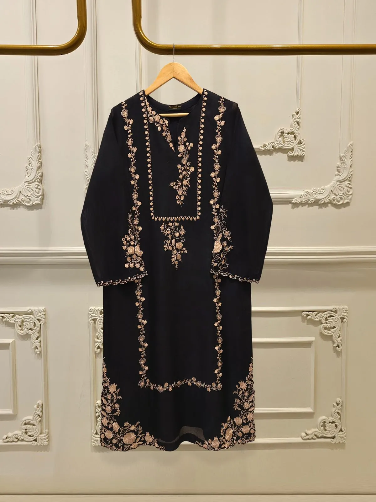 AGHA NOOR S111858
