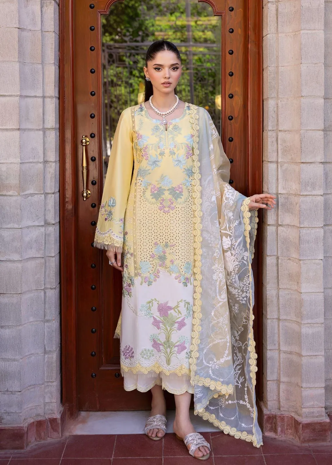 SAIRA SHAKIRA LOTUS REVERIE 4-A