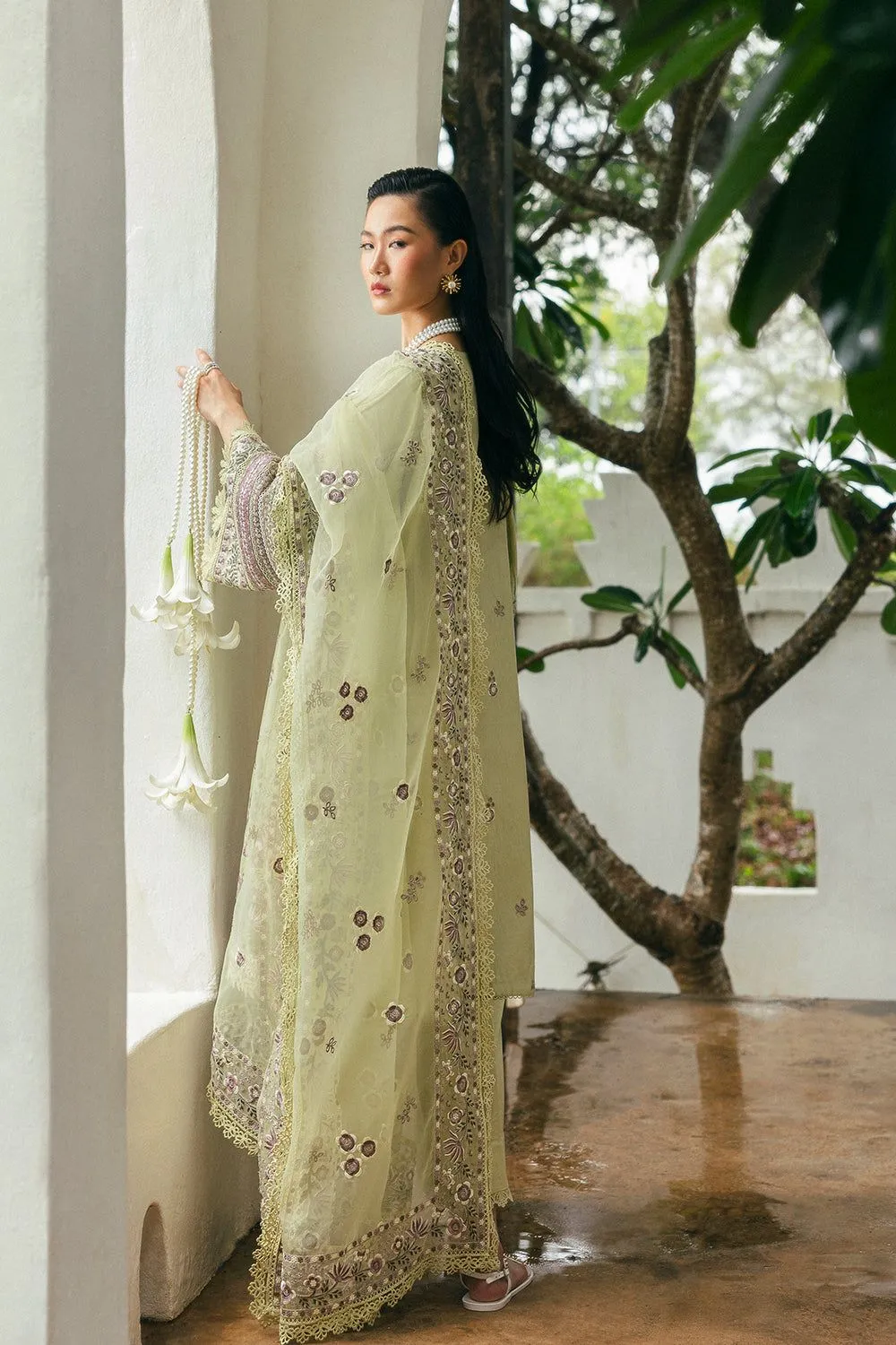 SAIRA RIZWAN ELAN SREP01-25