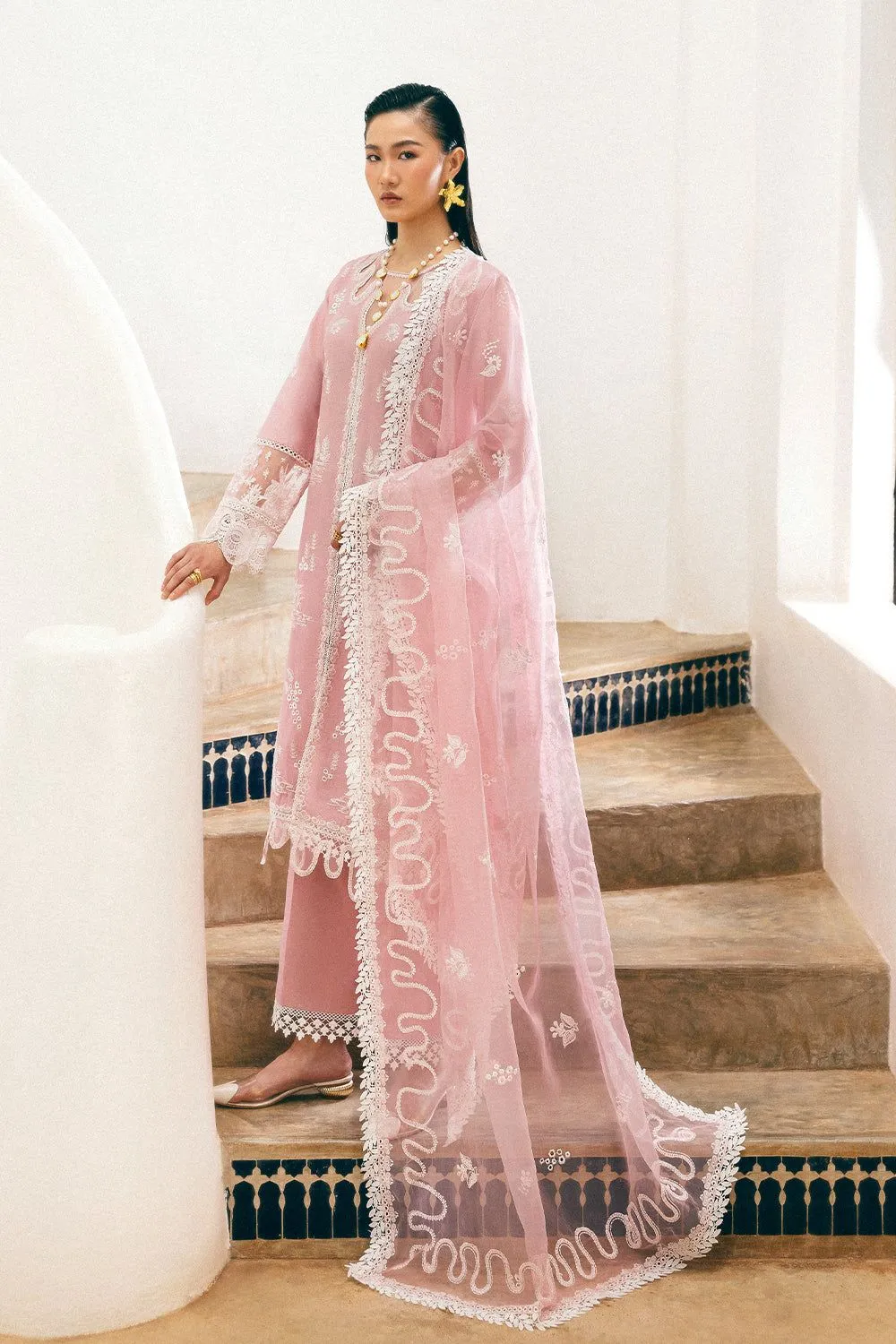 SAIRA RIZWAN JOIE SREP04-25