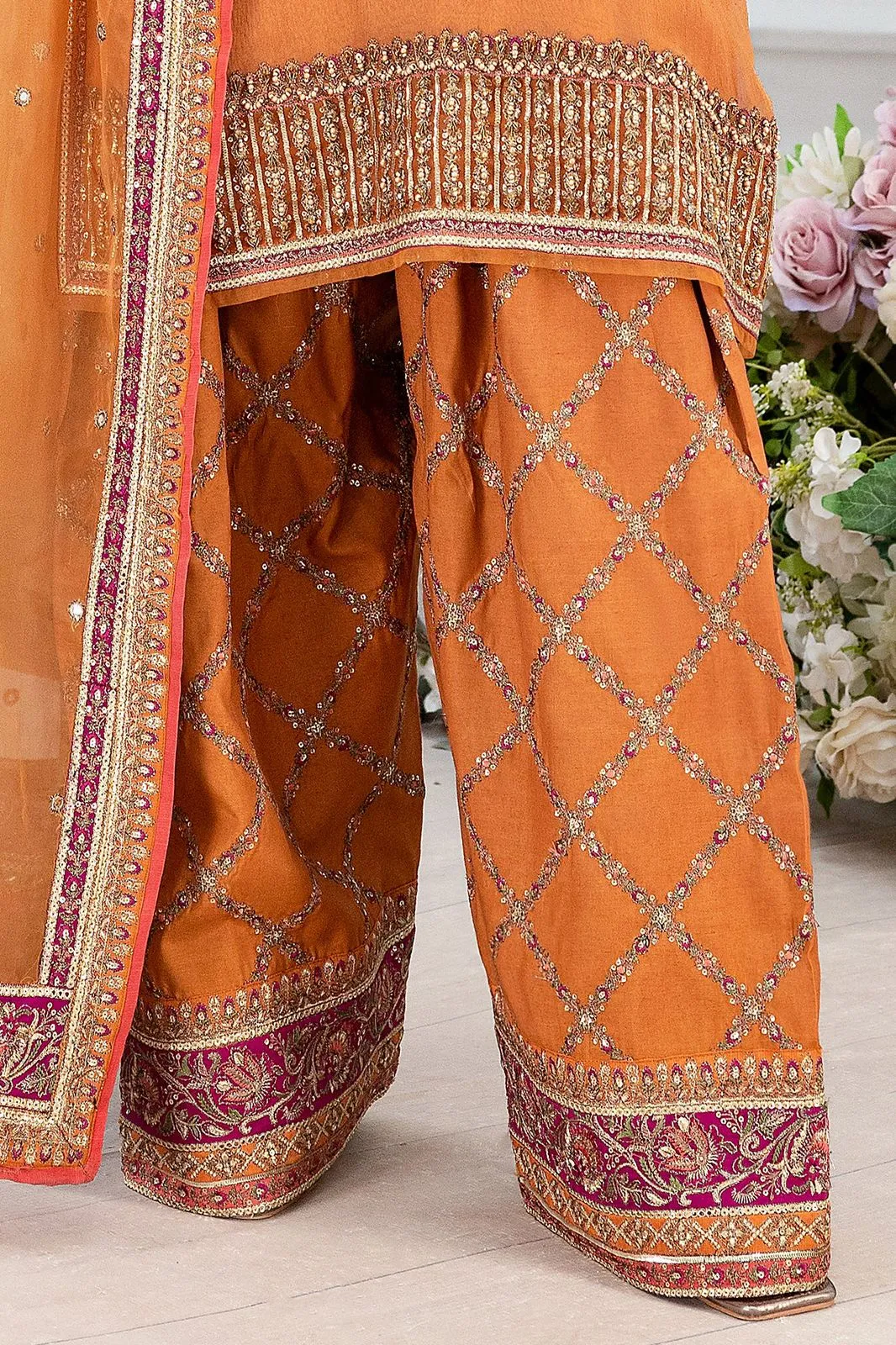 CHARIZMA 4-PC UNSTITCHED DD5-06