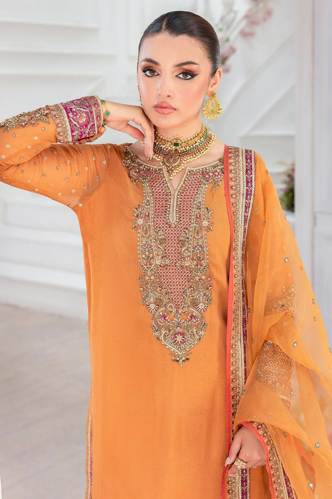 CHARIZMA 4-PC UNSTITCHED DD5-06