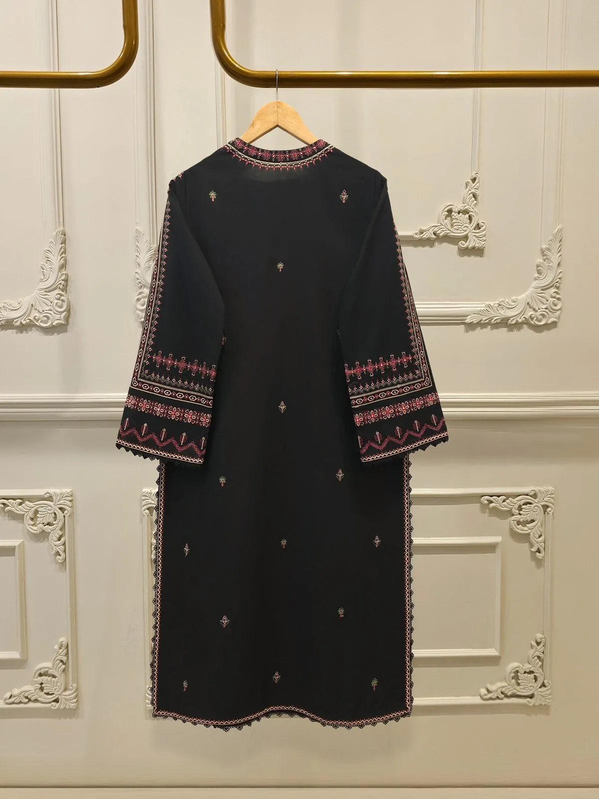 AGHA NOOR S111955