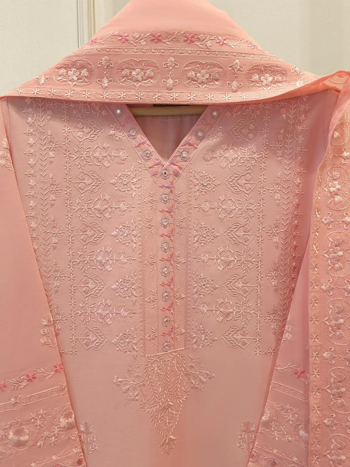 AGHA NOOR S111919