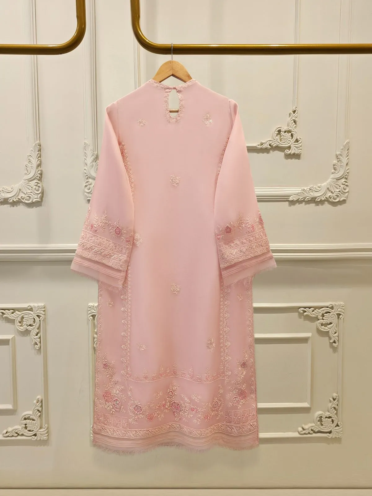 AGHA NOOR S112005