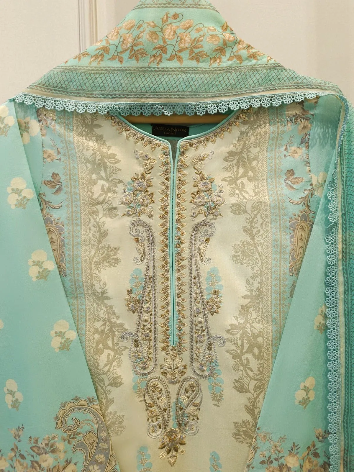 AGHA NOOR S112084