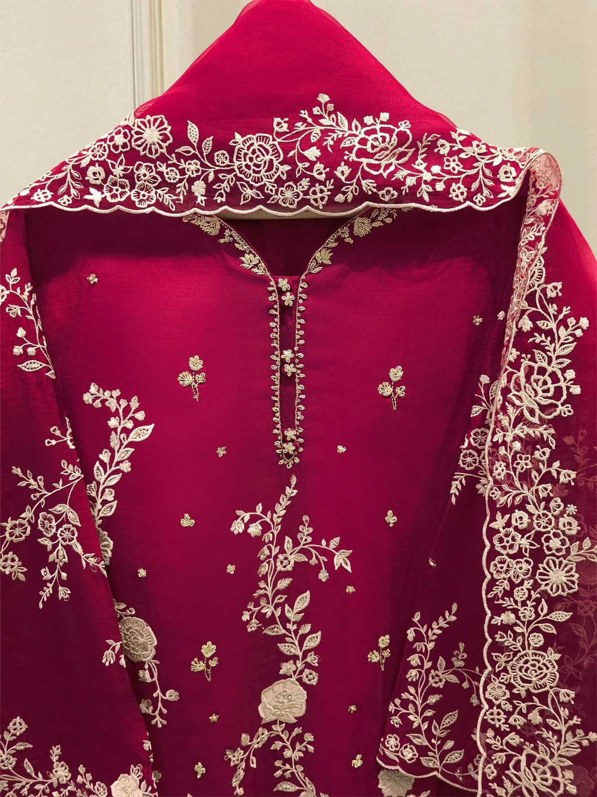 AGHA NOOR S112033