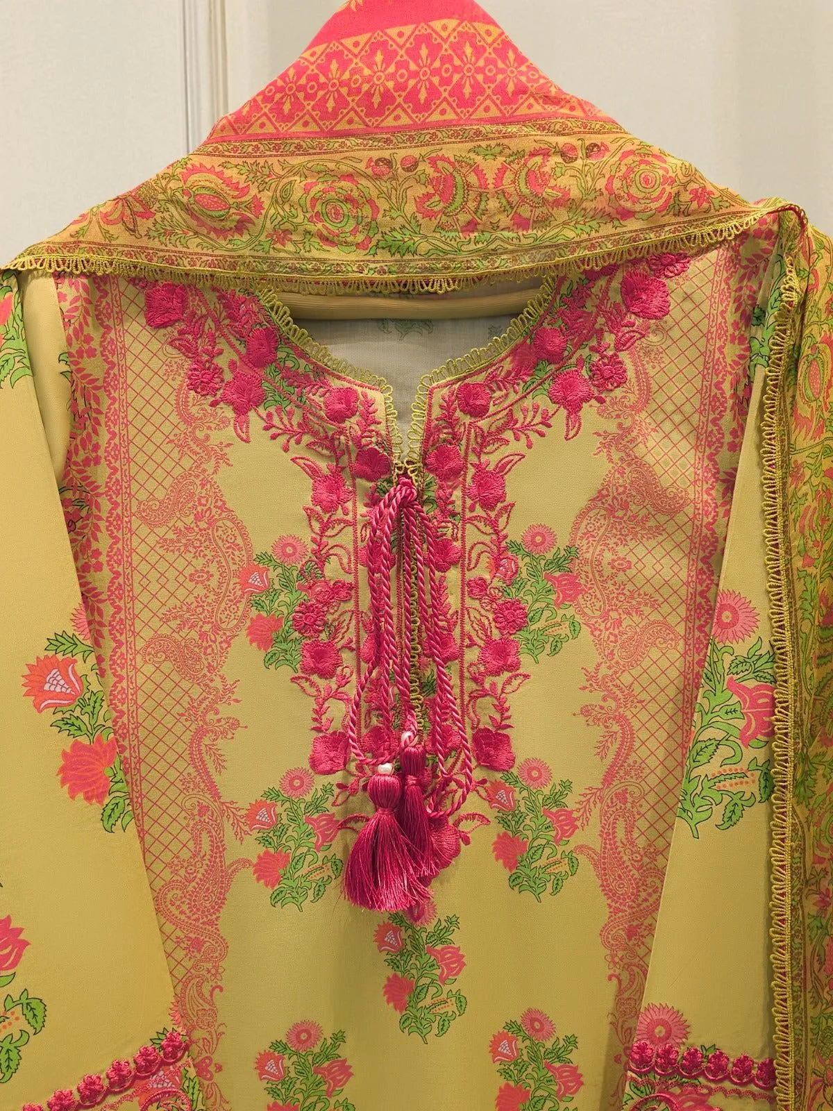 AGHA NOOR S112085
