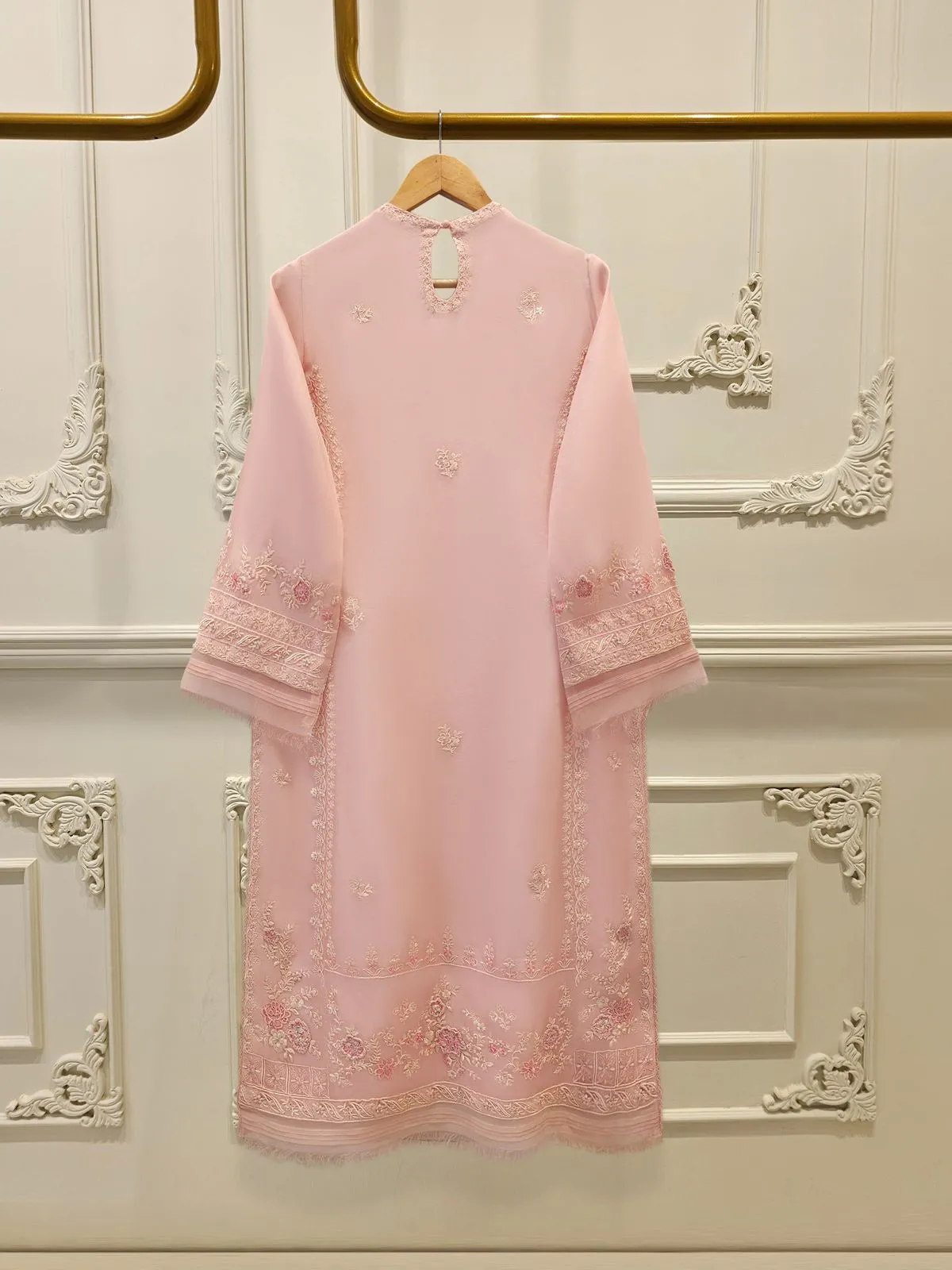 AGHA NOOR S112005