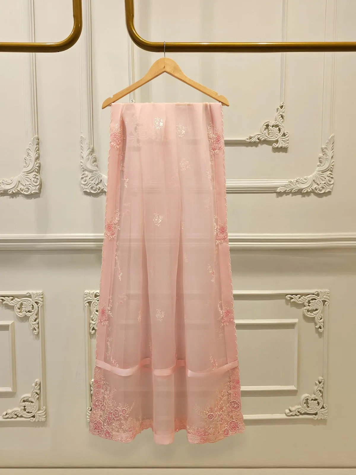 AGHA NOOR S112005