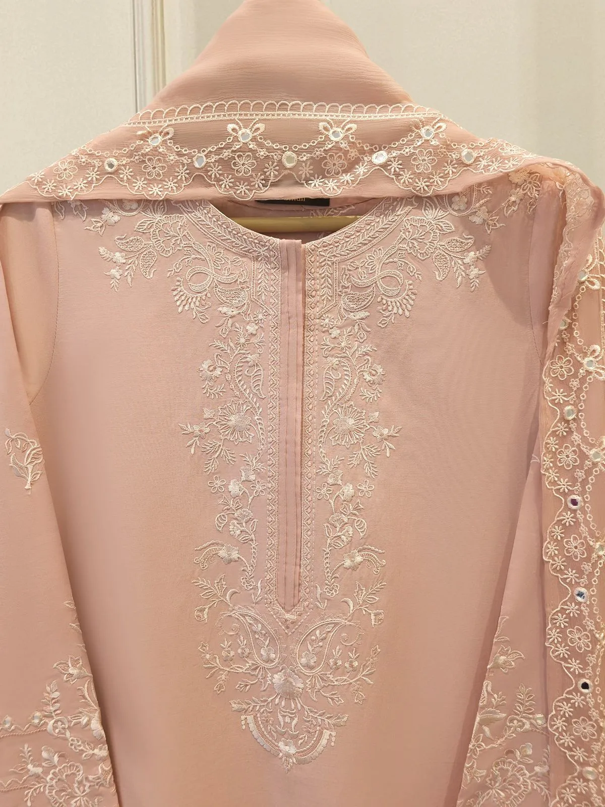 AGHA NOOR S112016