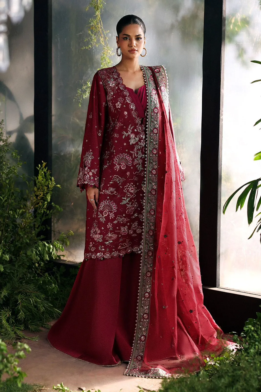 AFROZEH LA FUCHSIA YALIRA