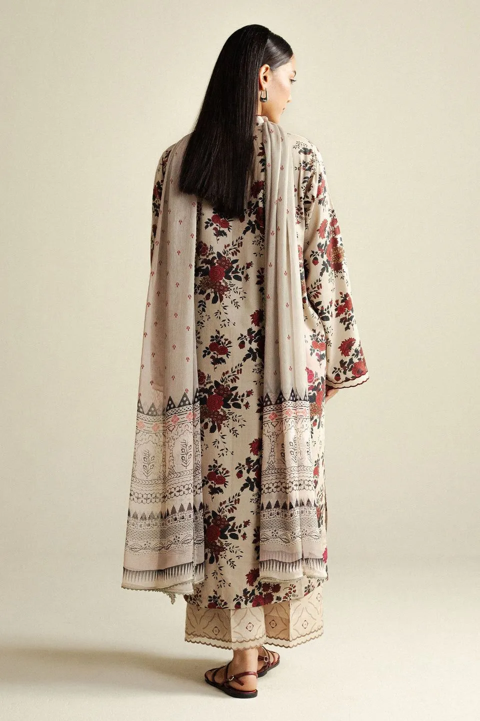 COCO BY ZARA SHAHJAHAN ASTER-4B