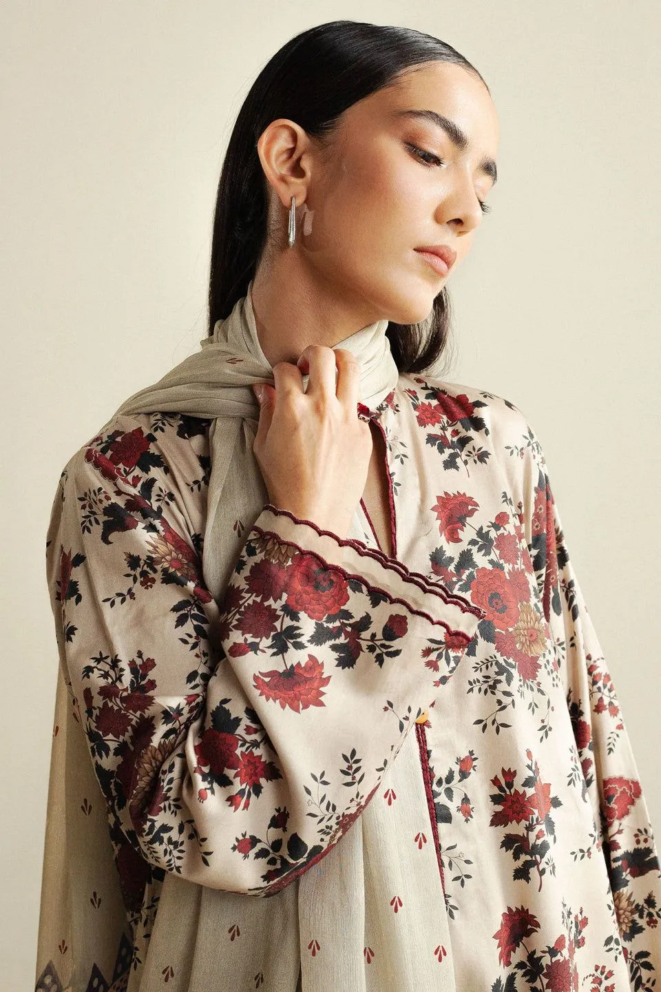 COCO BY ZARA SHAHJAHAN ASTER-4B