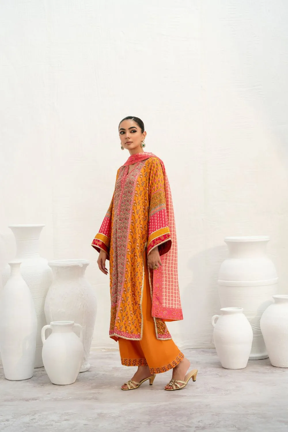 AGHA NOOR BRIDAL MANDANA