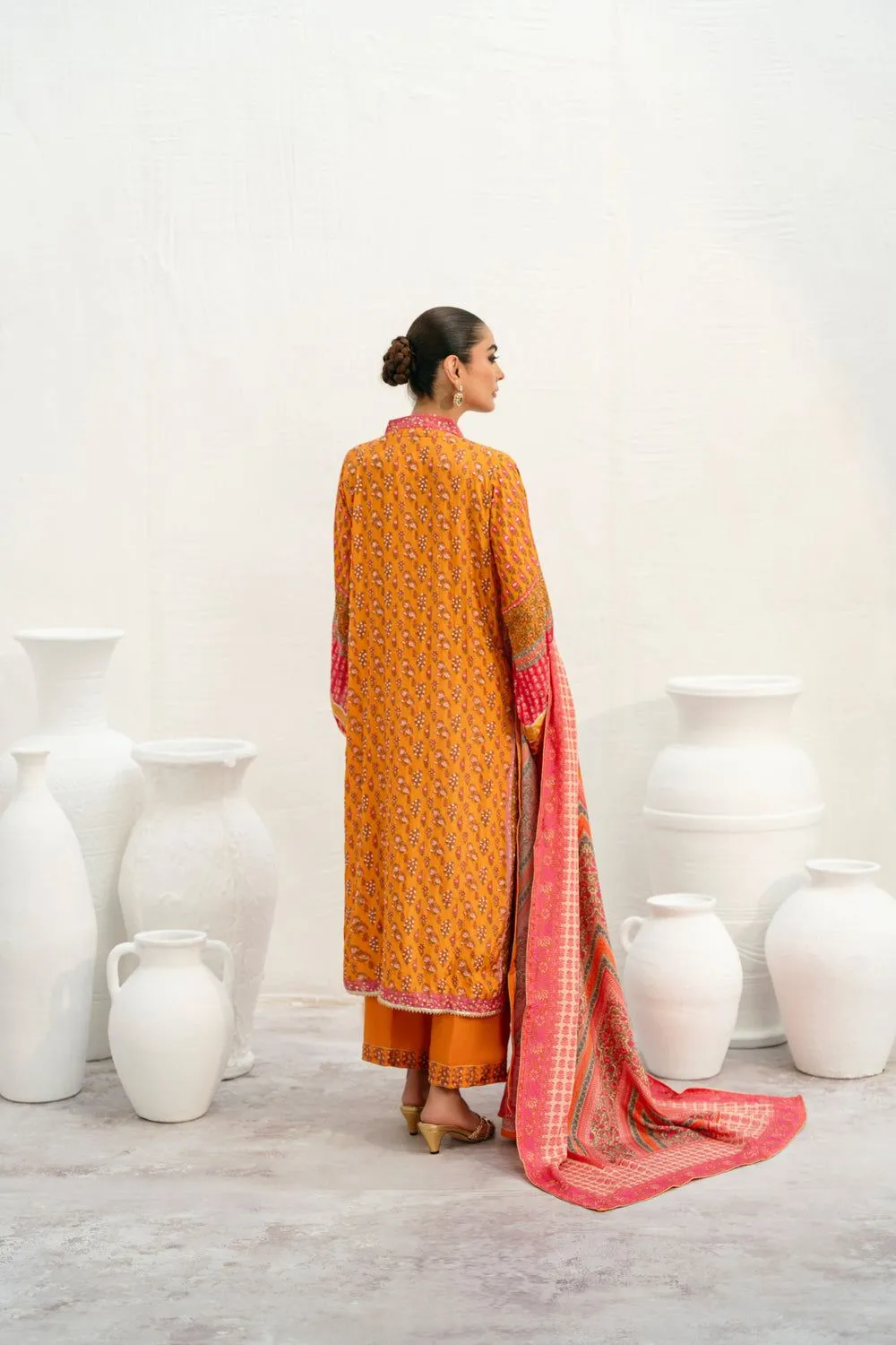 AGHA NOOR BRIDAL MANDANA