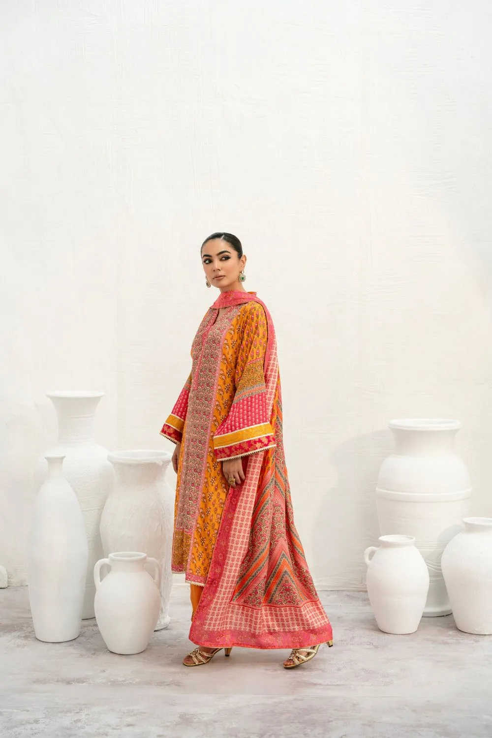 AGHA NOOR BRIDAL MANDANA