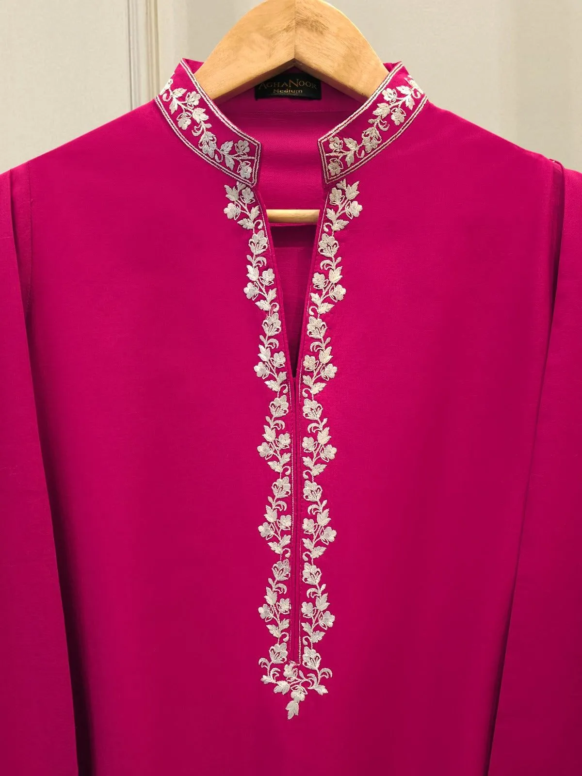 AGHA NOOR S112255