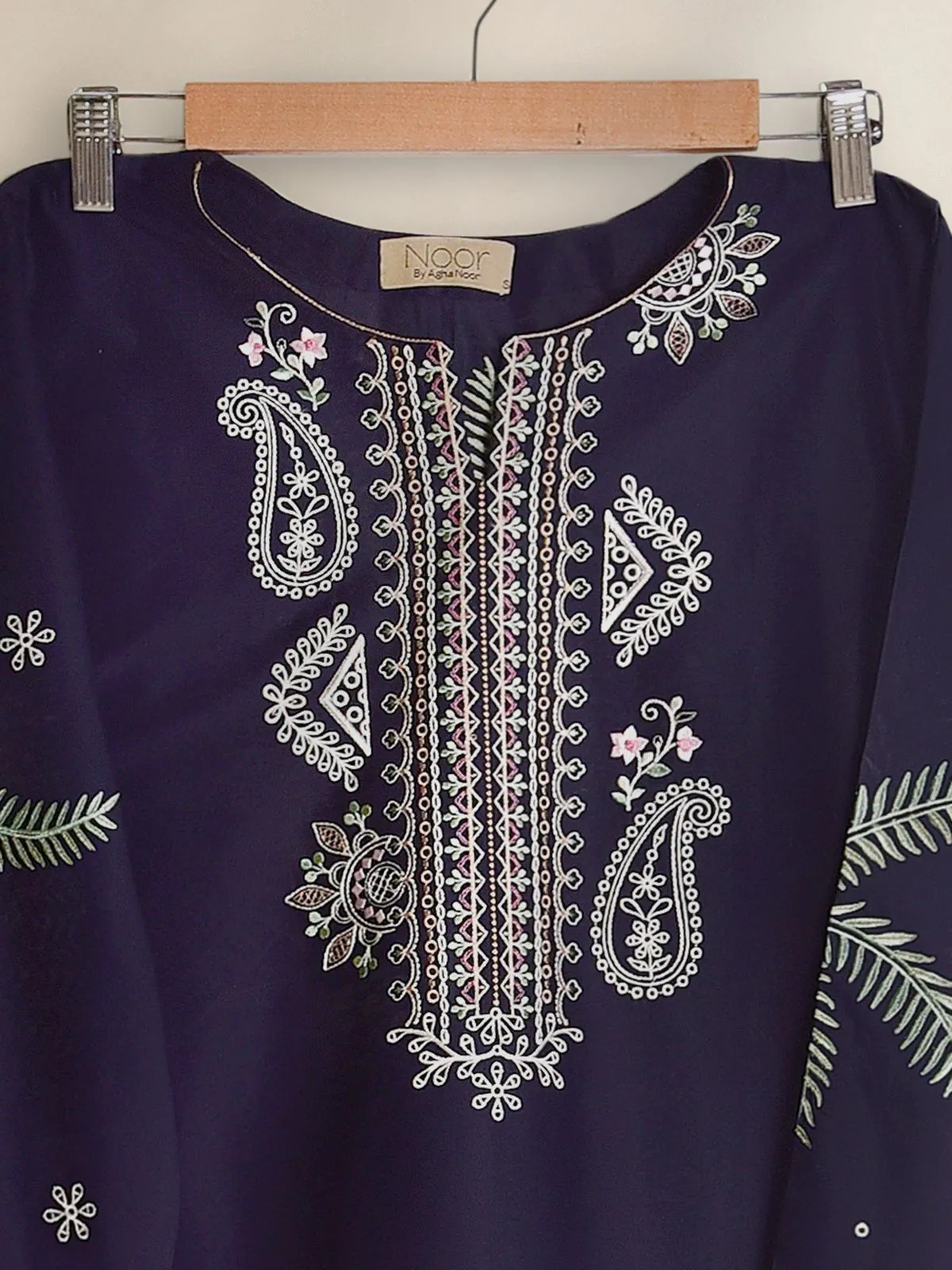 AGHA NOOR WS00139