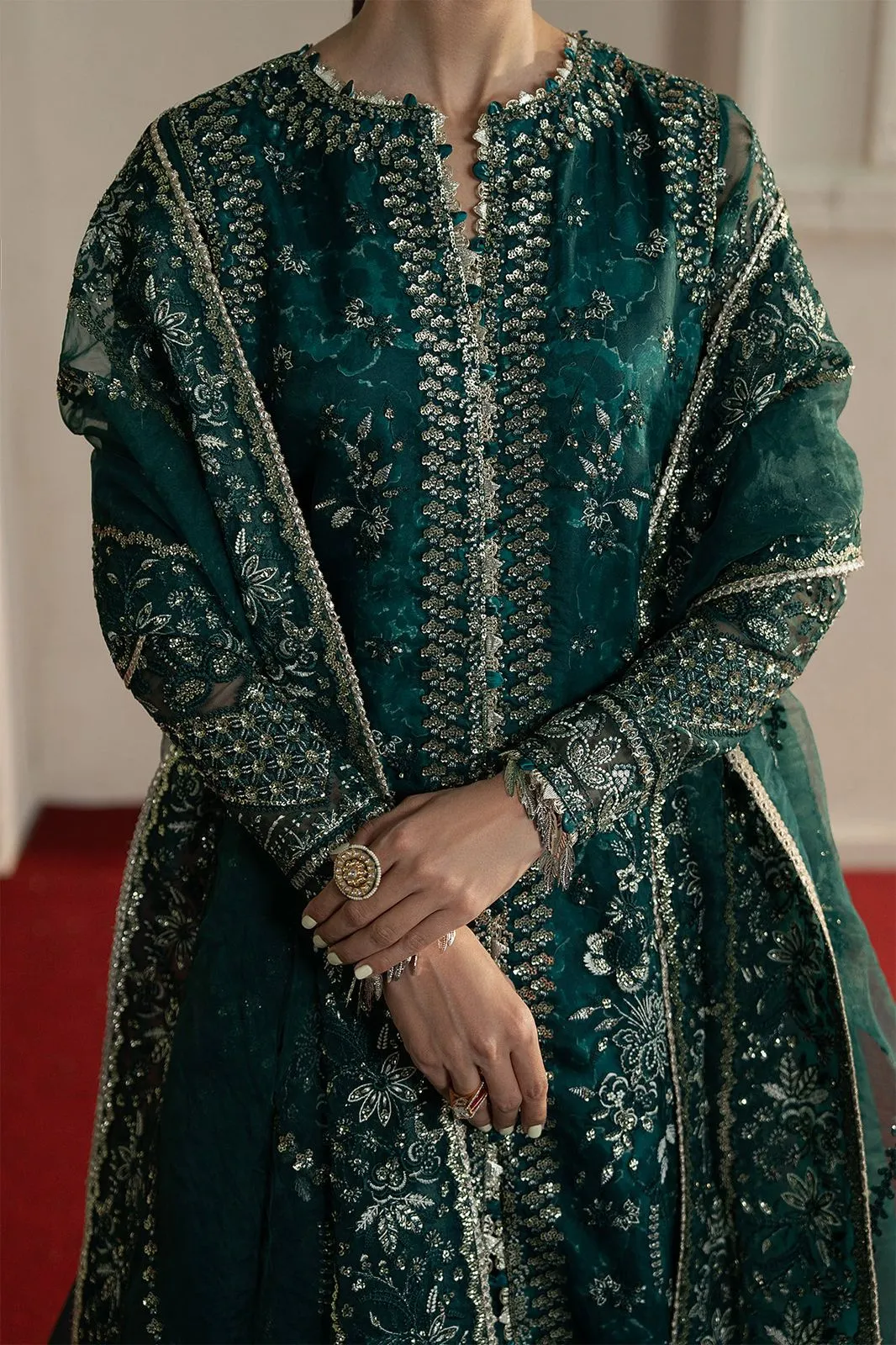 AYZEL Nazrana