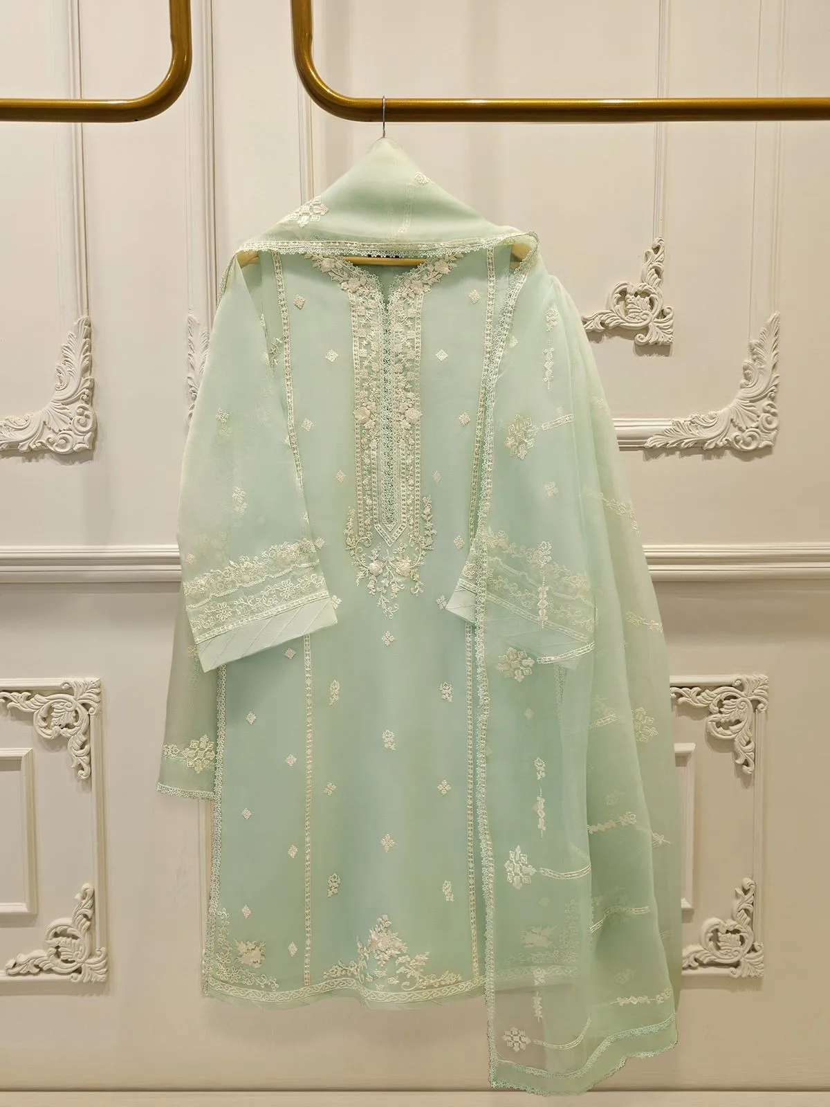 AGHA NOOR S112375
