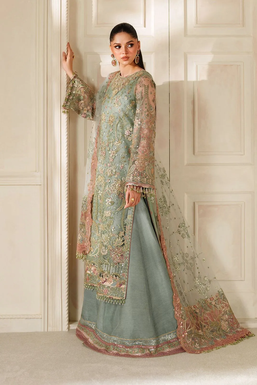 BAROQUE STITCHED EMBROIDERED NET CH14-06