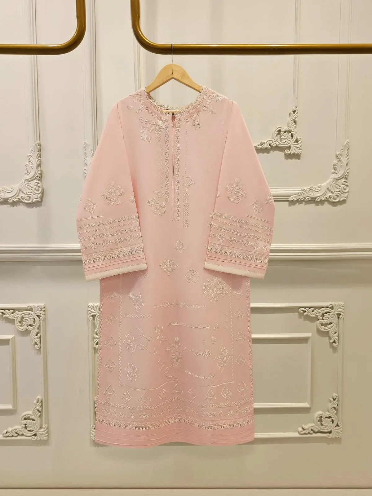 AGHA NOOR S112204