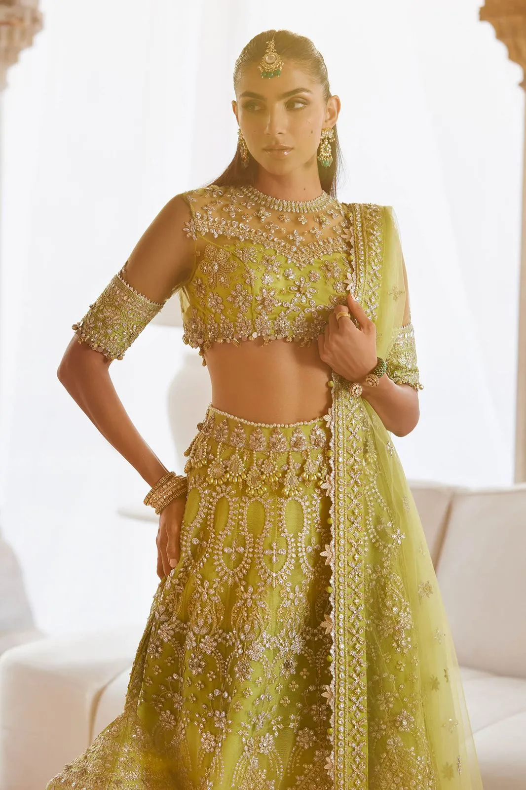 ZAHA ZC25-01