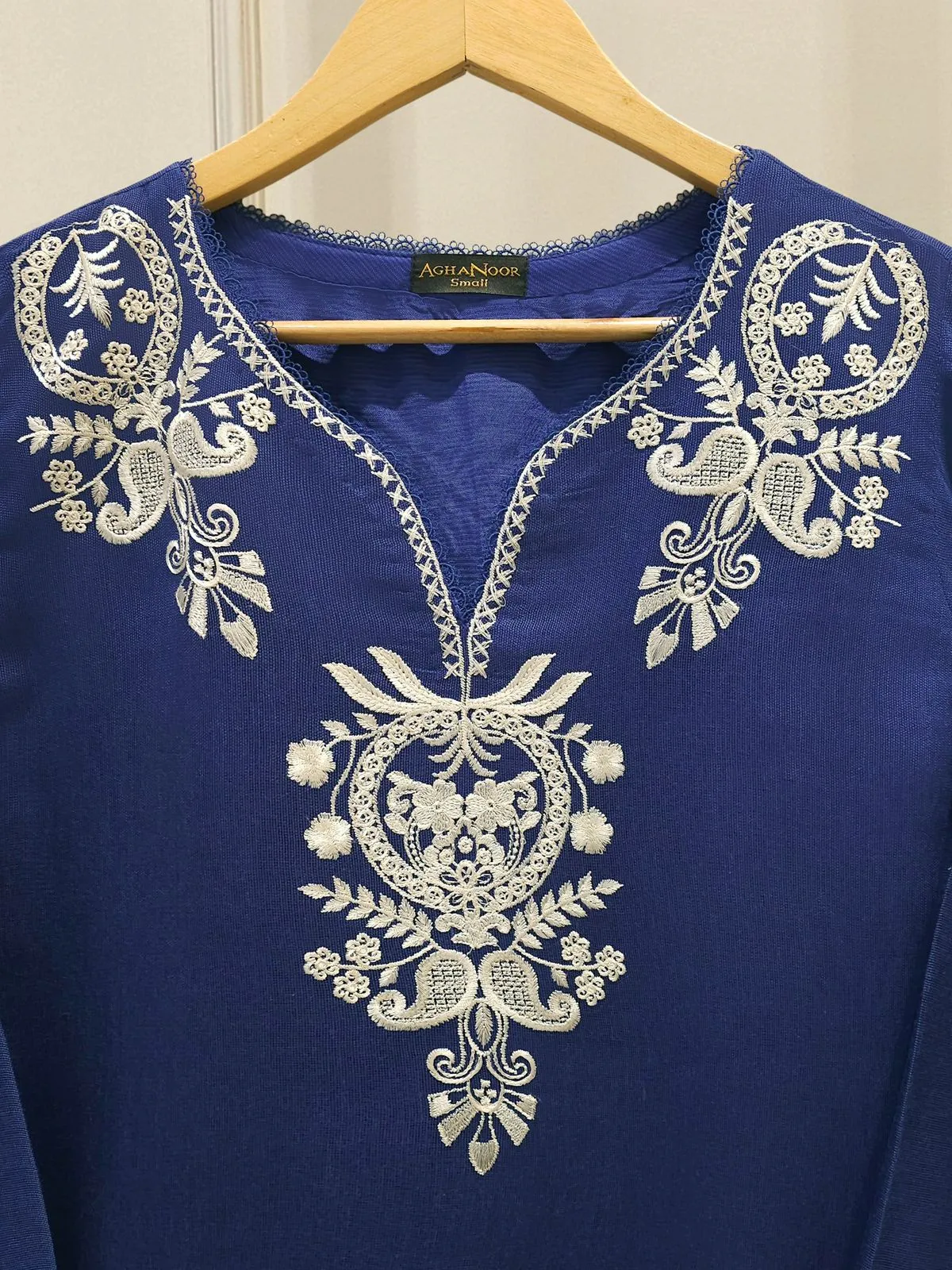 AGHA NOOR S112744