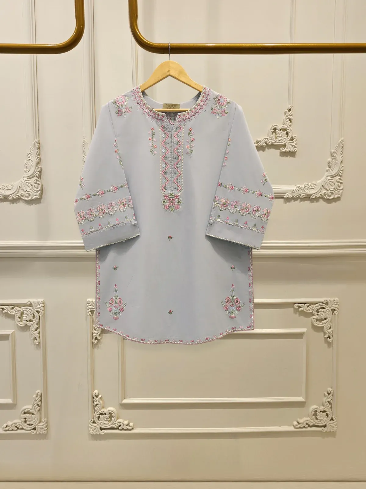 AGHA NOOR Ws00181 
