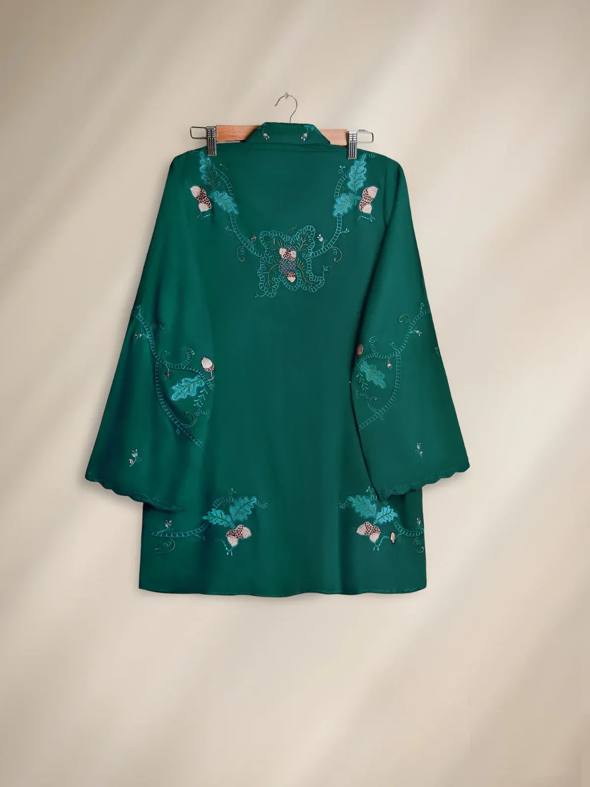 AGHA NOOR Ws00184 