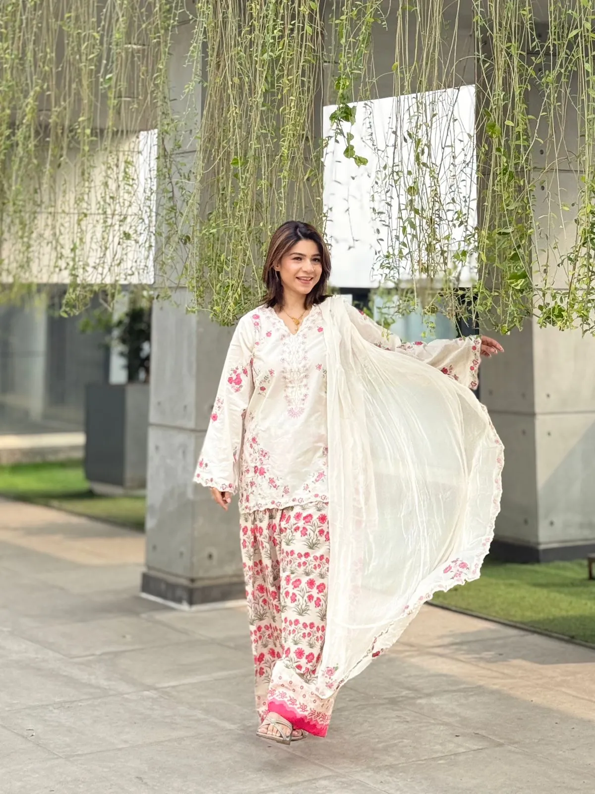 AGHA NOOR S112828