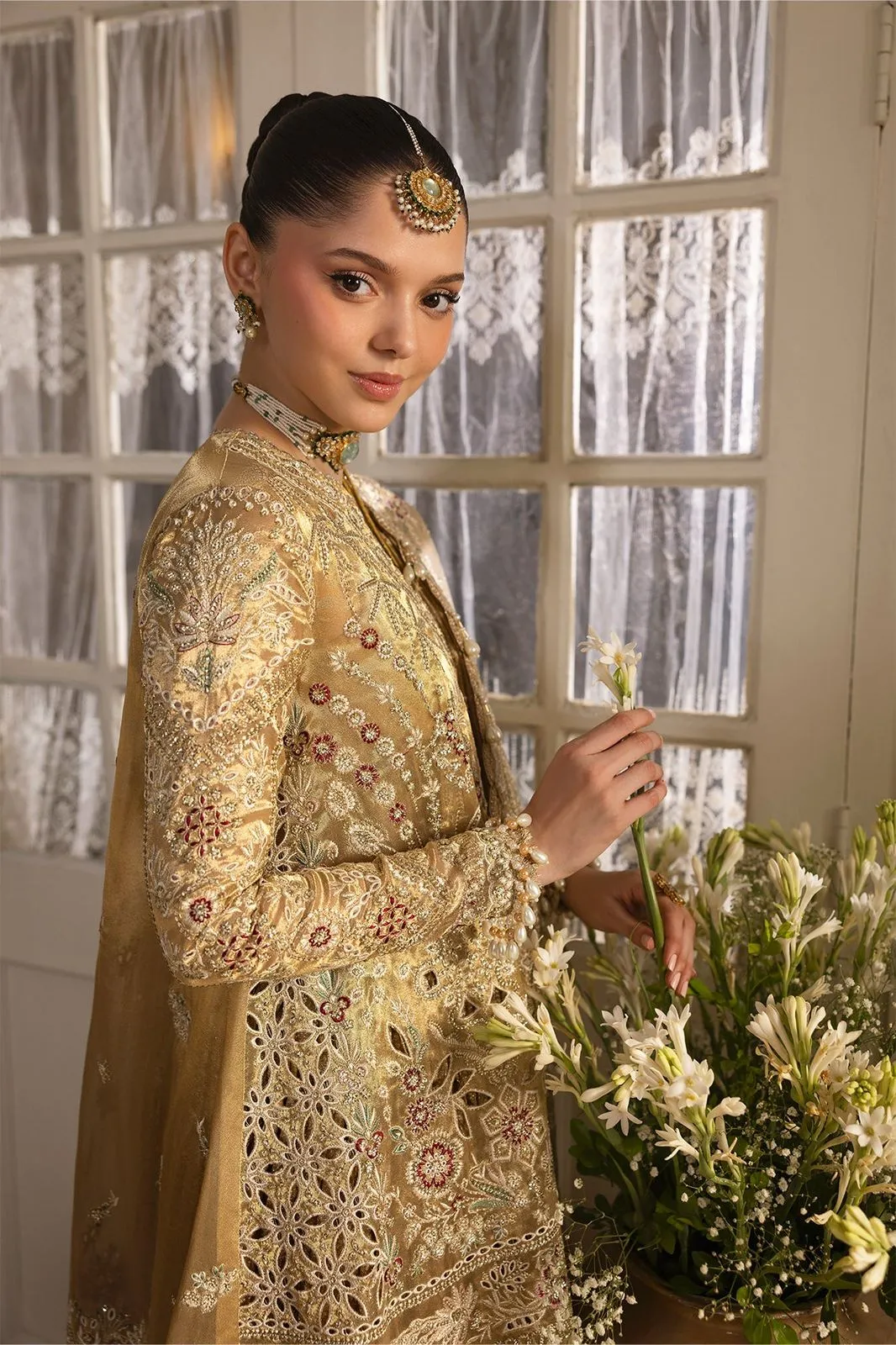 Afrozeh Dastangoi GOLDVEIL