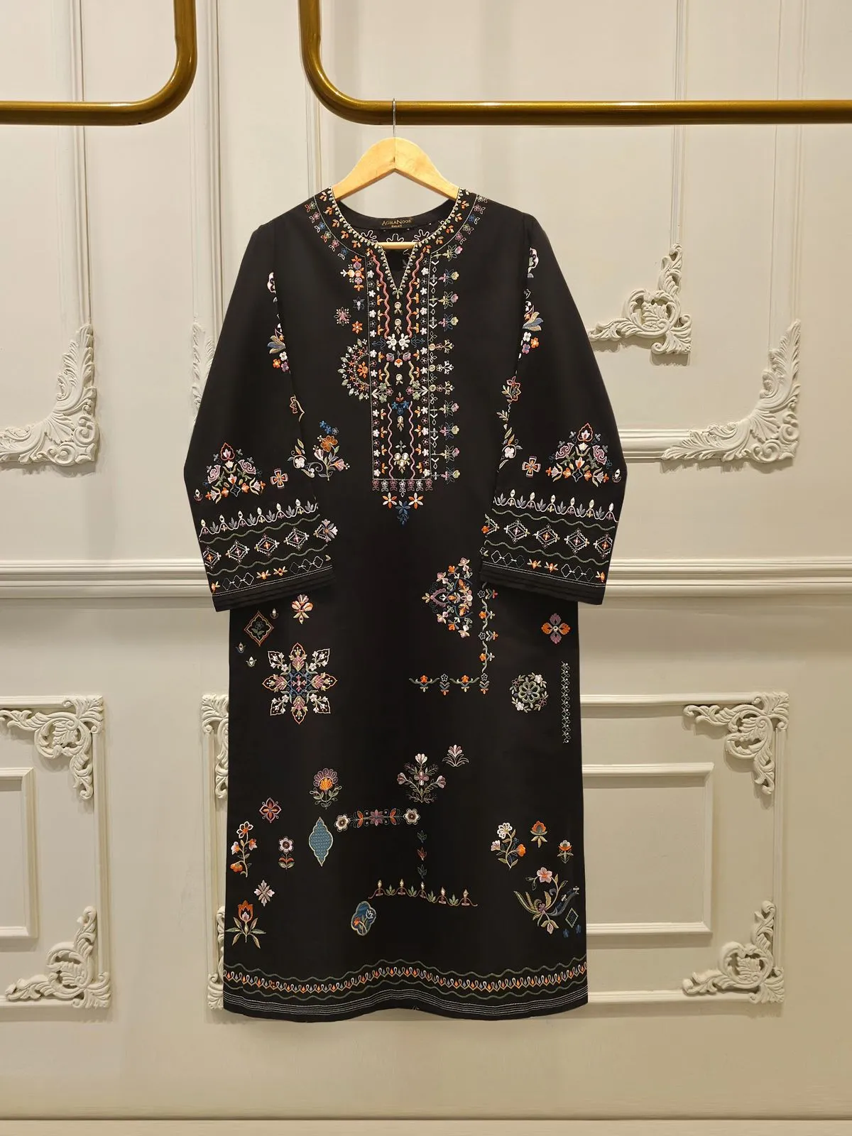 AGHA NOOR S112805