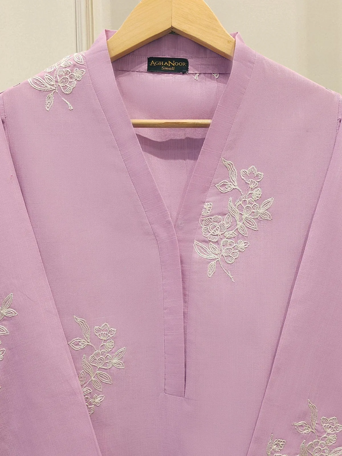 AGHA NOOR S112806