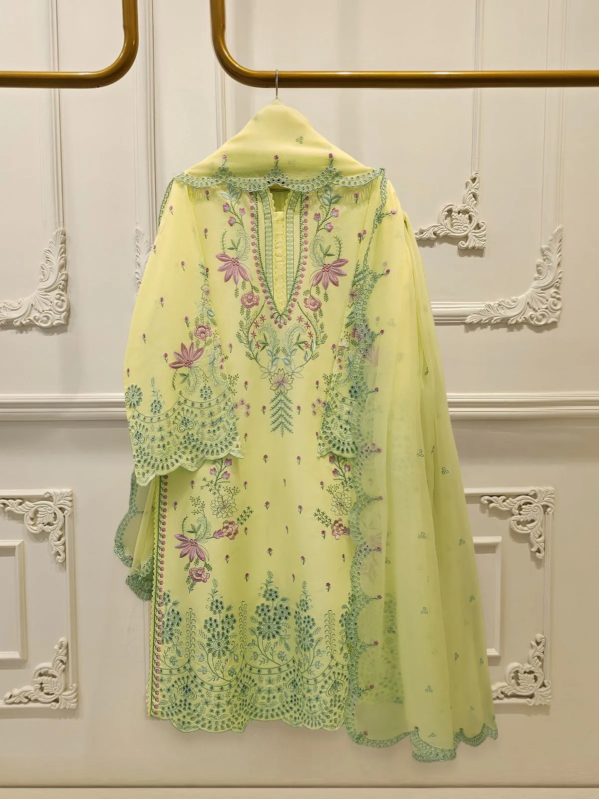 AGHA NOOR S112719