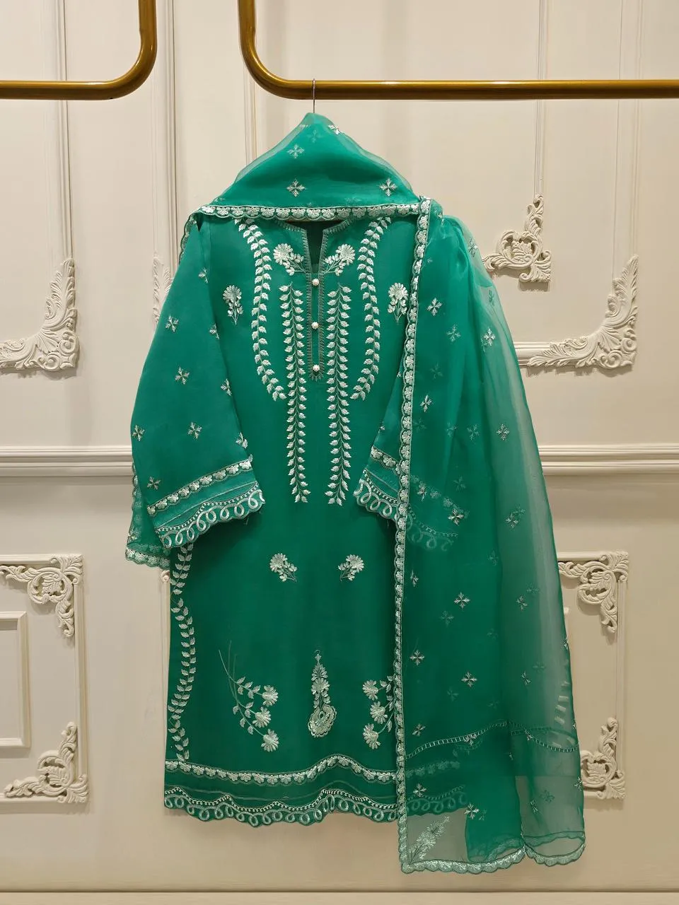 AGHA NOOR S112923