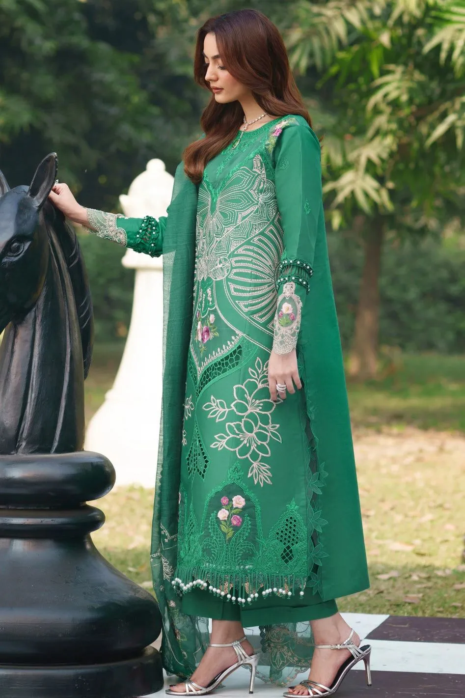 PARISHAY SQ-11 | 3 PC LAWN