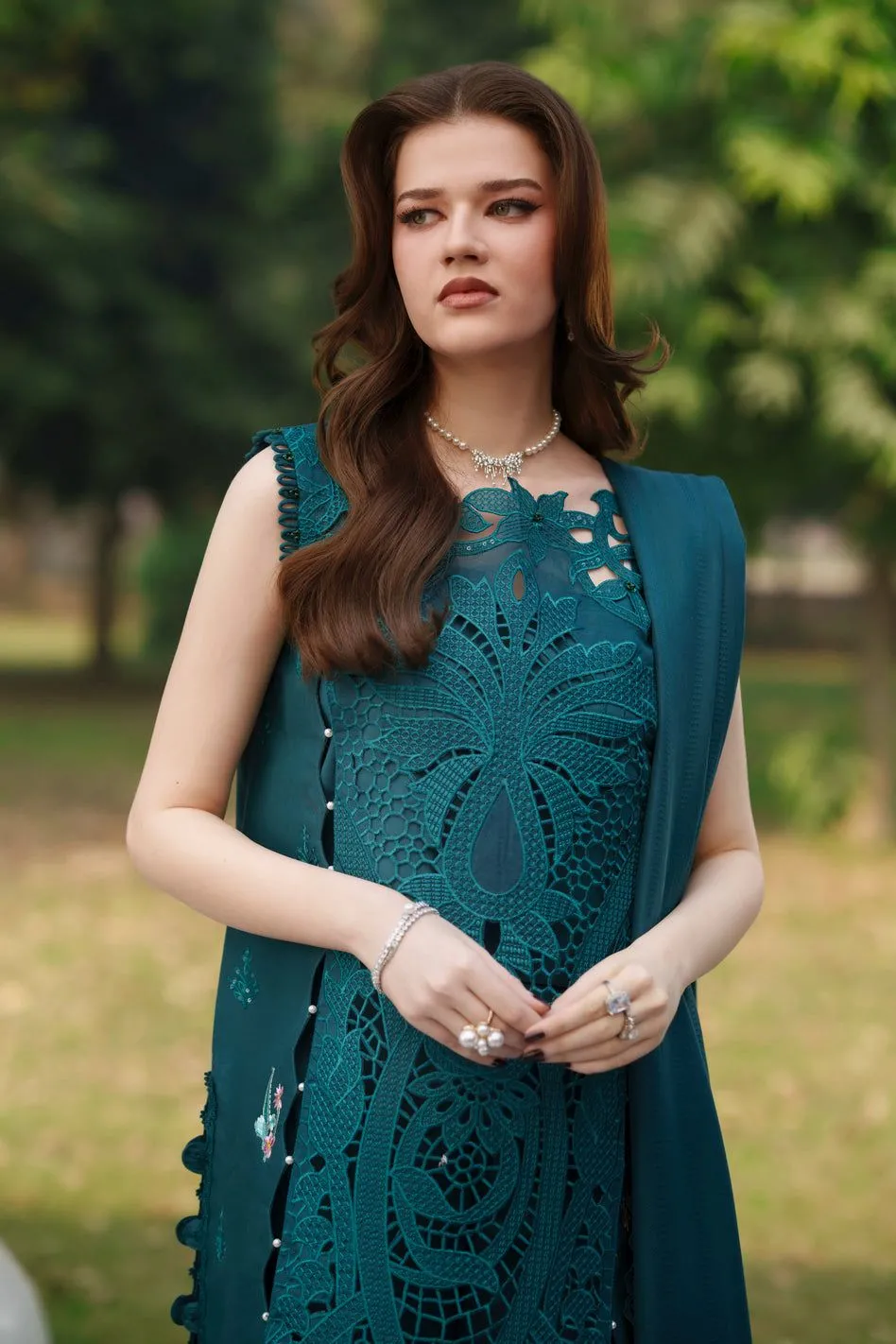 PARISHAY SQ-04 | 3 PC LAWN