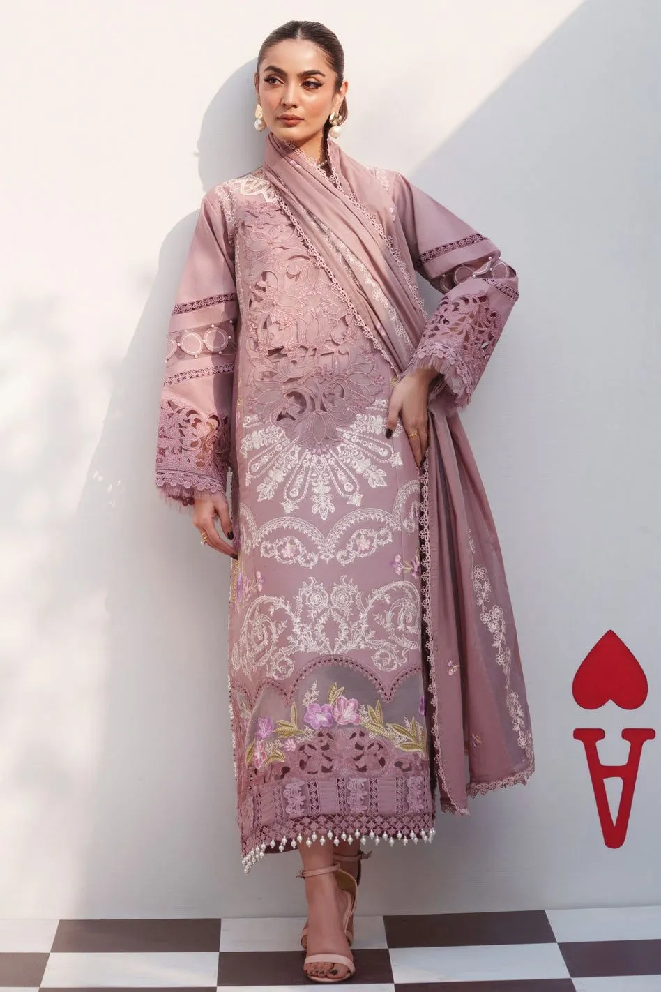 PARISHAY SQ-02 | 3 PC LAWN