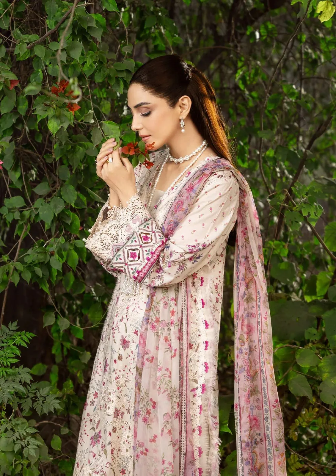 ELAF CHICKENKARI PRINT -26