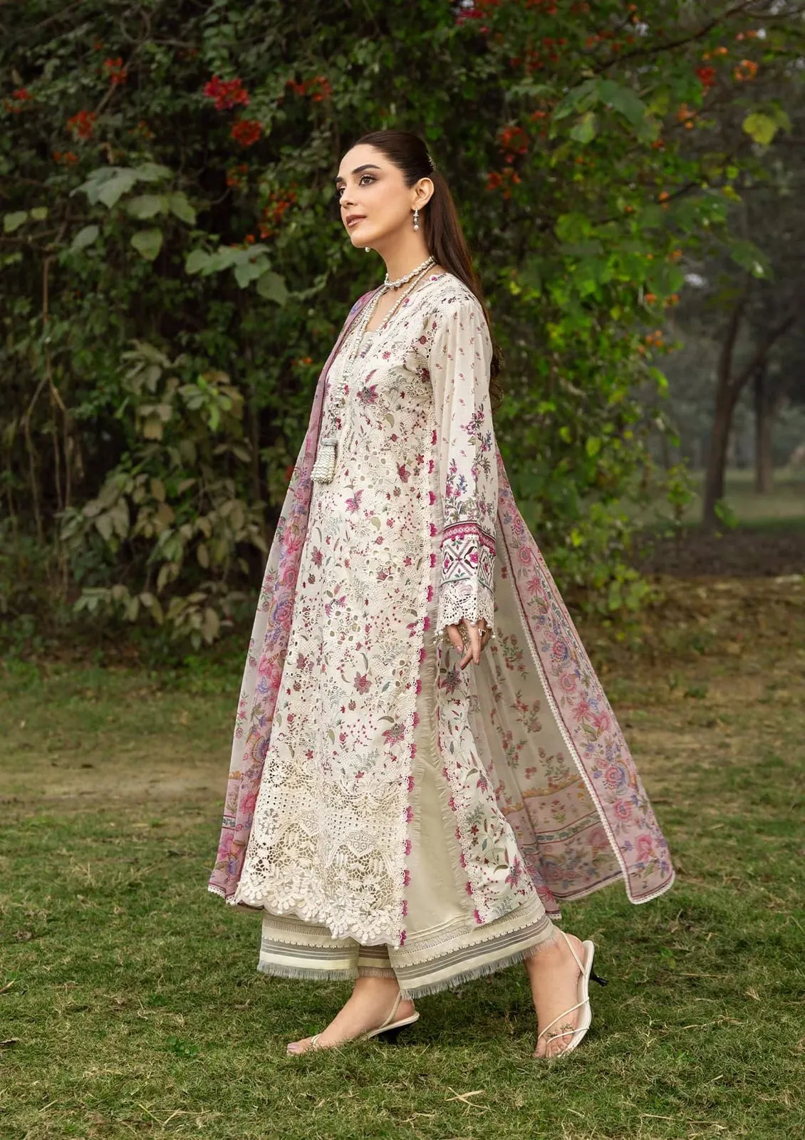 ELAF CHICKENKARI PRINT -26
