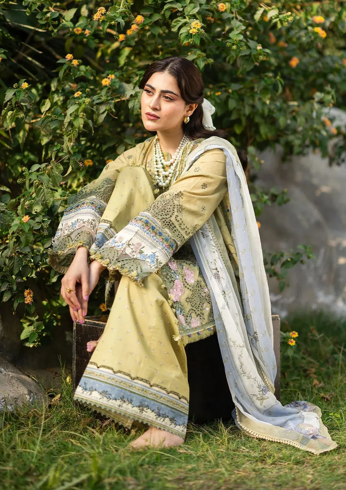 ELAF CHICKENKARI PRINT -26