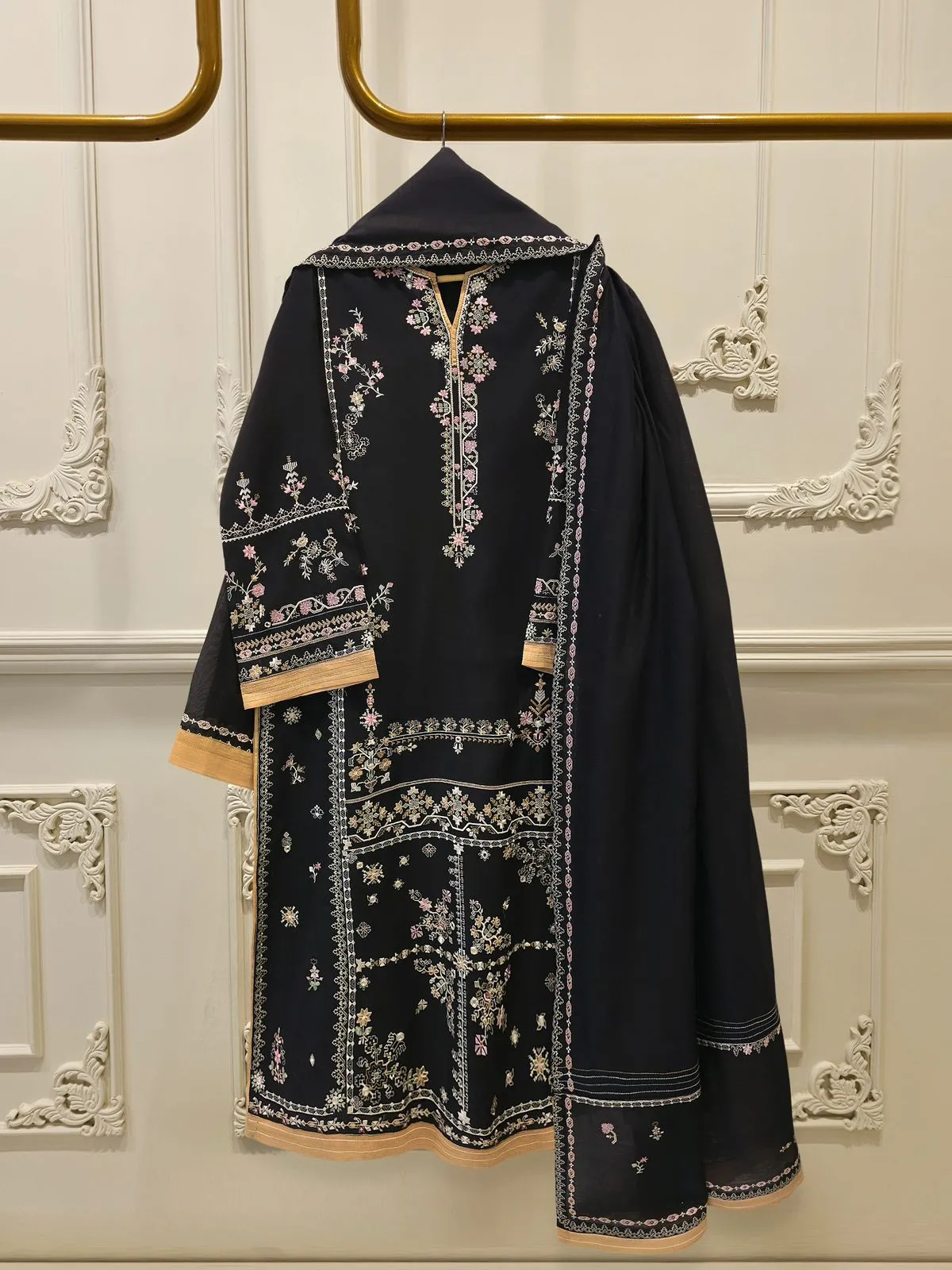 AGHA NOOR