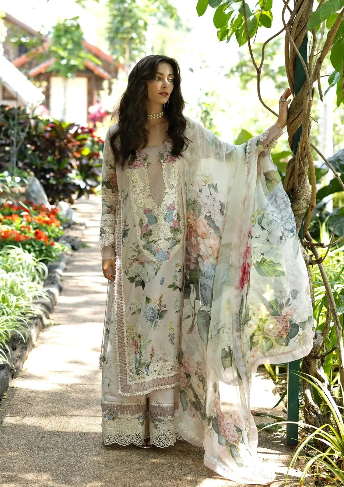 ELAF SIGNATURE EMBROIDERED PRINTS