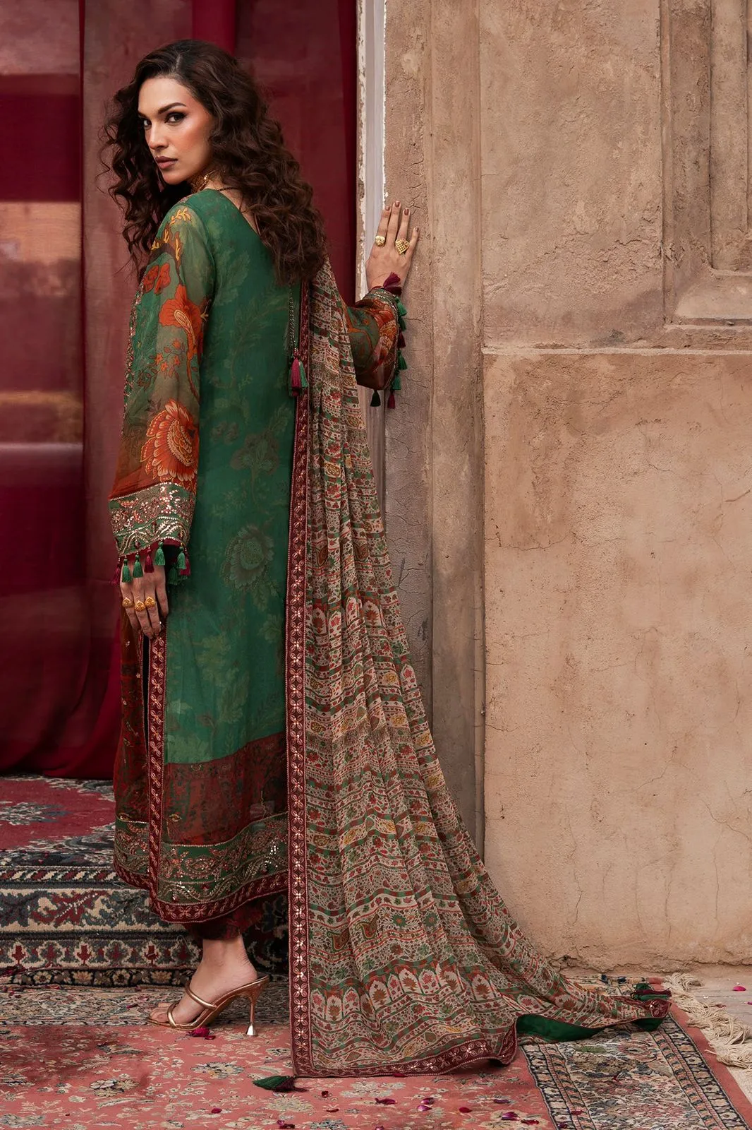CHARIZMA VASAL