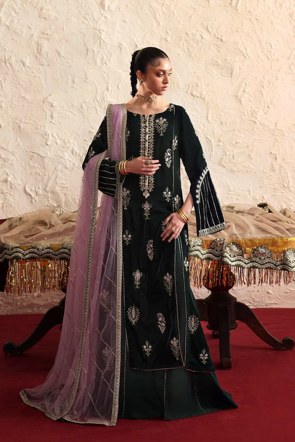 VANYA RTW