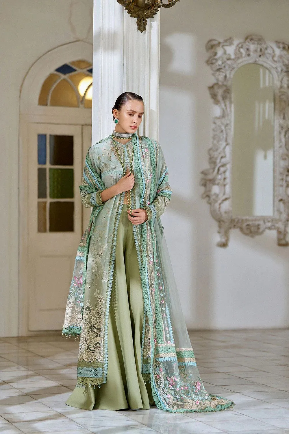 SOBIA NAZIR LUXURY LAWN